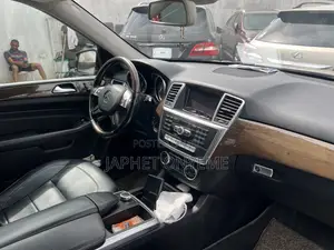 Mercedes-Benz M Class ML 350 4Matic 2012 Black