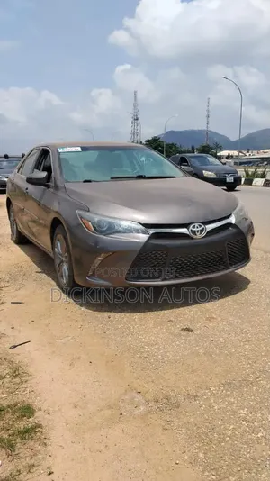 Toyota Camry 2016 Gray
