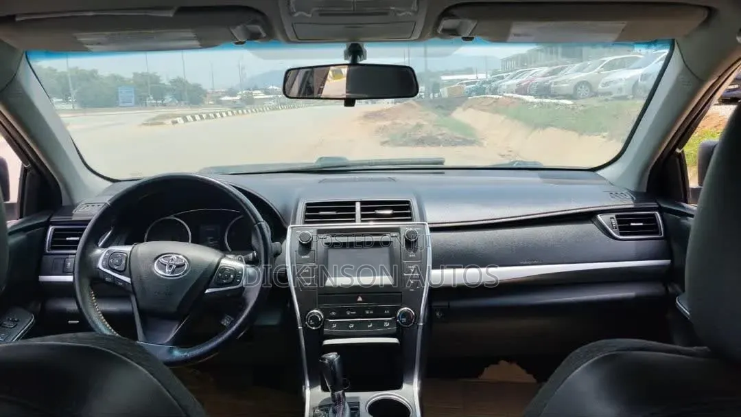 Toyota Camry 2016 Gray
