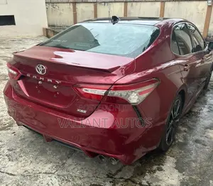 Toyota Camry 2018 Red