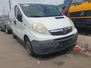Opel Vivaro 2015 White