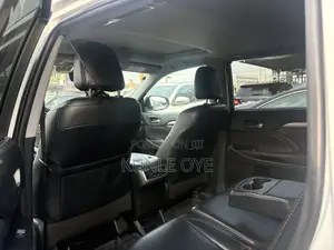 Toyota Highlander XLE 2019 White