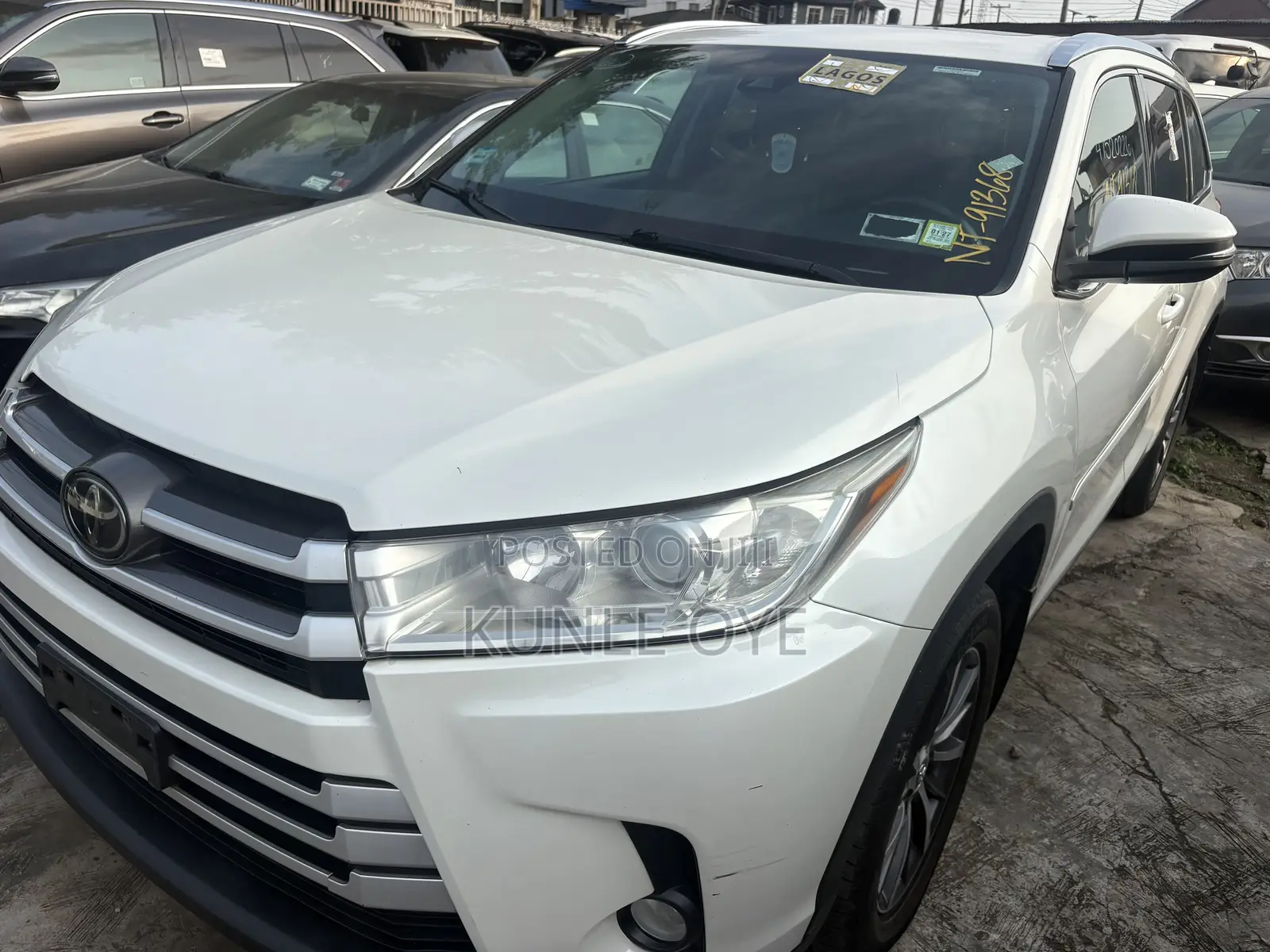 Toyota Highlander XLE 2019 White
