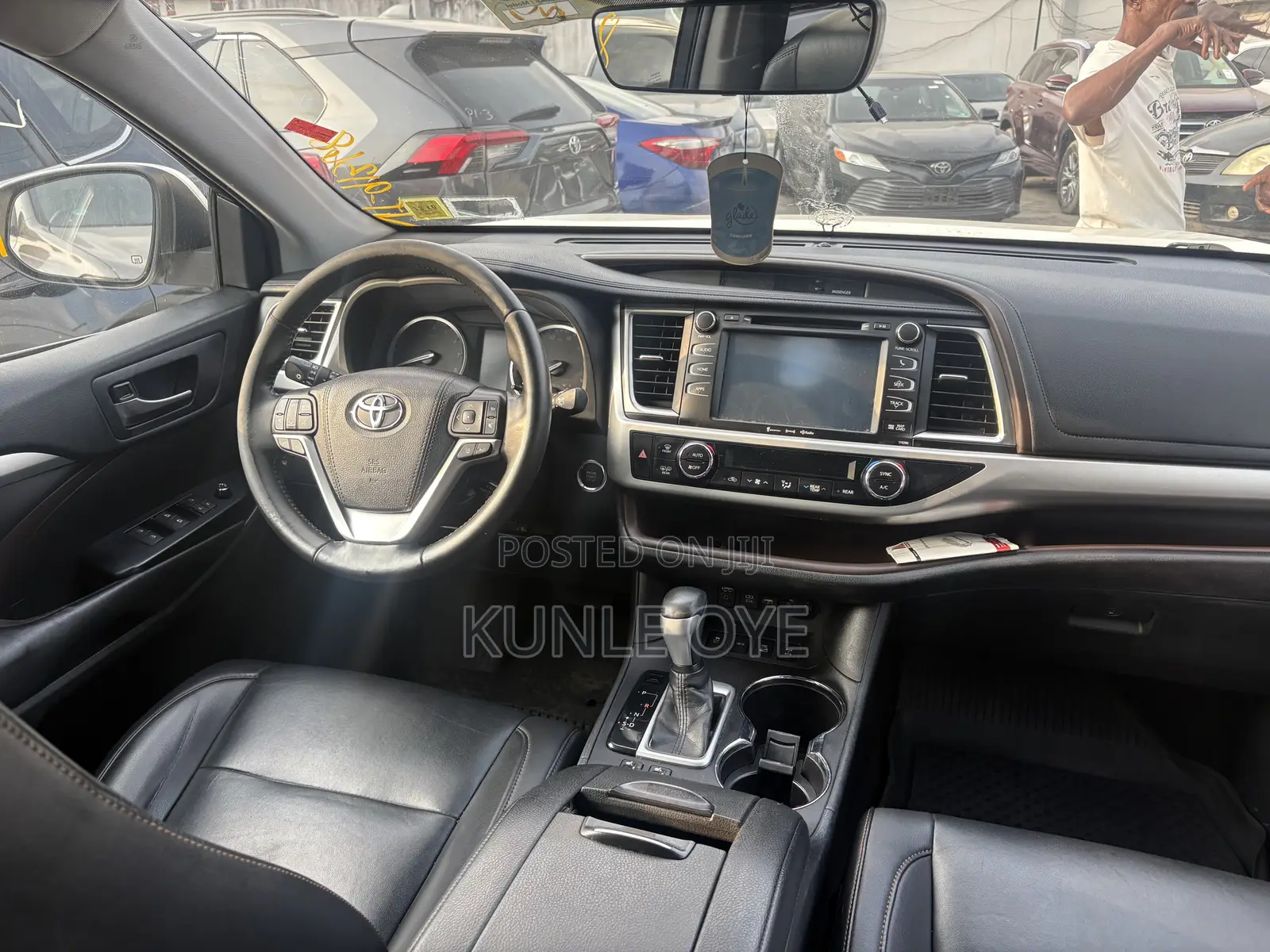 Toyota Highlander XLE 2019 White