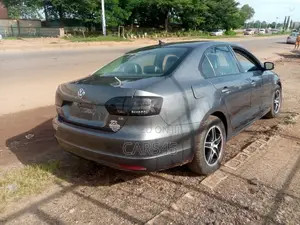 Volkswagen Passat 2014 Gray