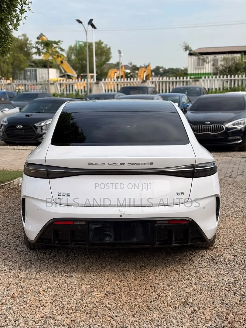 BYD Seal 2023 White