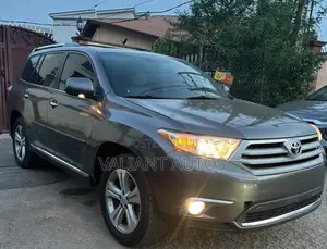 Toyota Highlander 2013 Gray