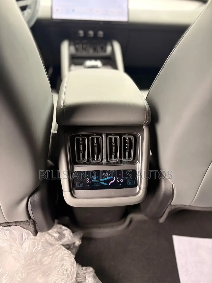 BYD Song L DM-i 2025 Gray