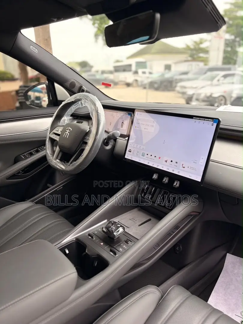BYD Song L DM-i 2025 Gray