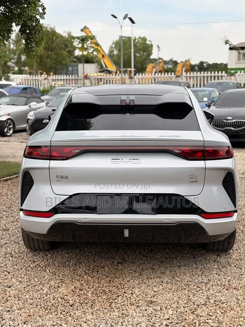 BYD Song L DM-i 2025 Gray