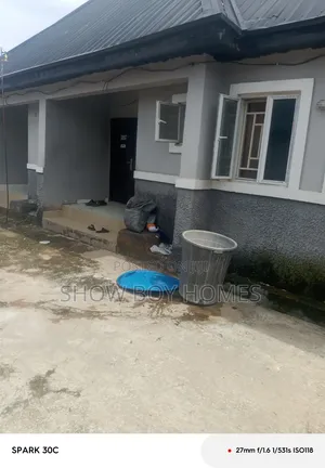 2bdrm Bungalow in Quarters, Kuje for rent
