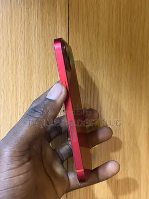 Apple iPhone 13 256 GB Red