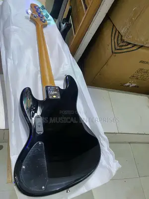 Luxars Five String Active Electric Bass Guitar