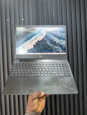 Laptop Dell Precision 7550 64GB Intel Xeon SSD 512GB