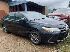 Toyota Camry 2017 Blue