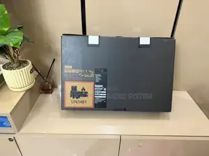Laptop Asus ROG Zephyrus G14 16GB AMD Ryzen 9 SSD 1T