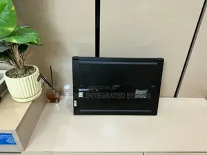 Laptop MSI GS66 Stealth 10UH 64GB Intel Core i9 SSD 1T