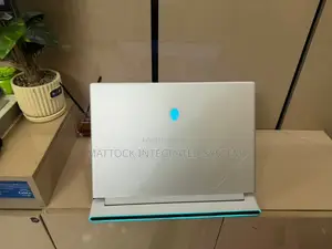 Laptop Dell 32GB Intel Core Ultra 9 SSD 1T