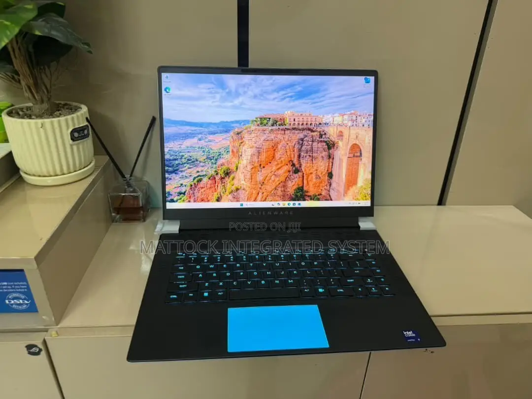 Laptop Dell 32GB Intel Core Ultra 9 SSD 1T