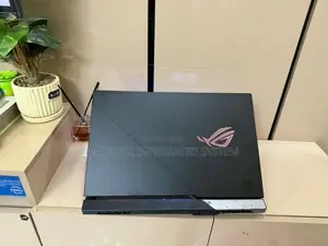 Laptop Asus ROG Strix SCAR 17 32GB Intel Core i9 SSD 1T