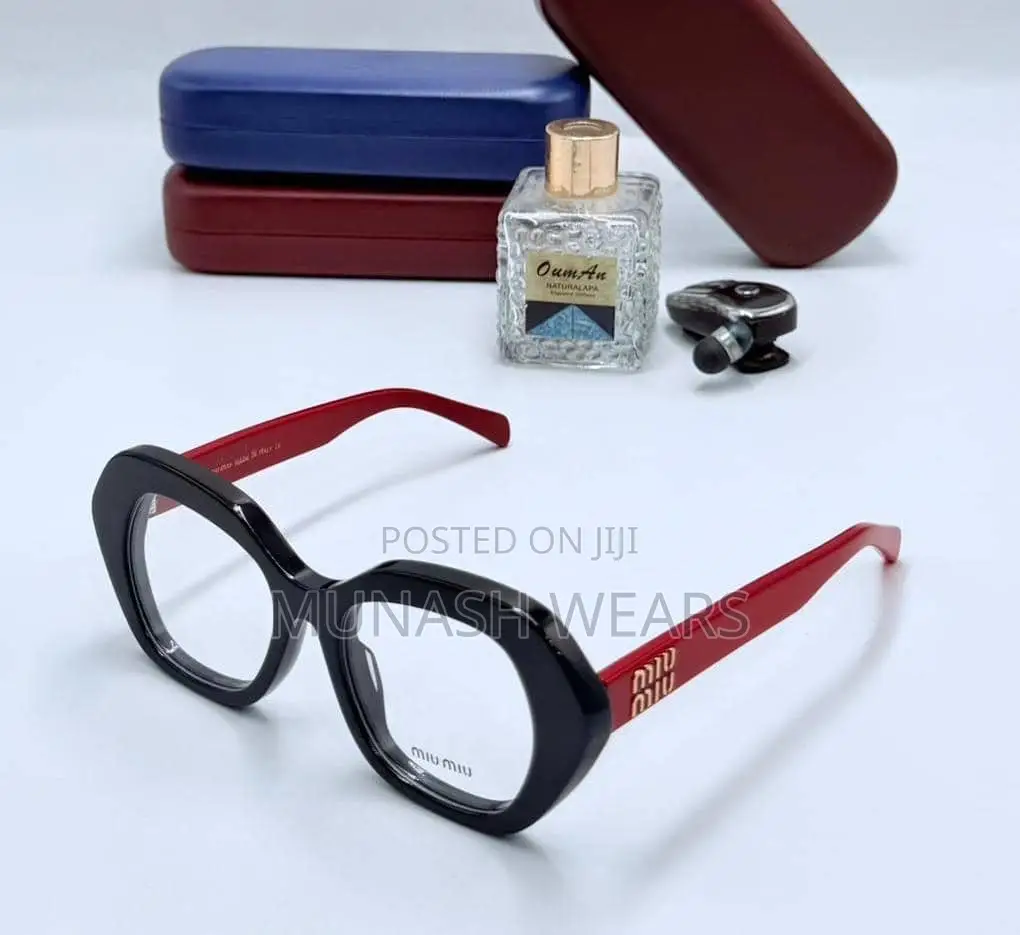 Miu Miu Classic Frame