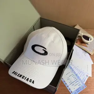 Luxury Balenciaga Facecap