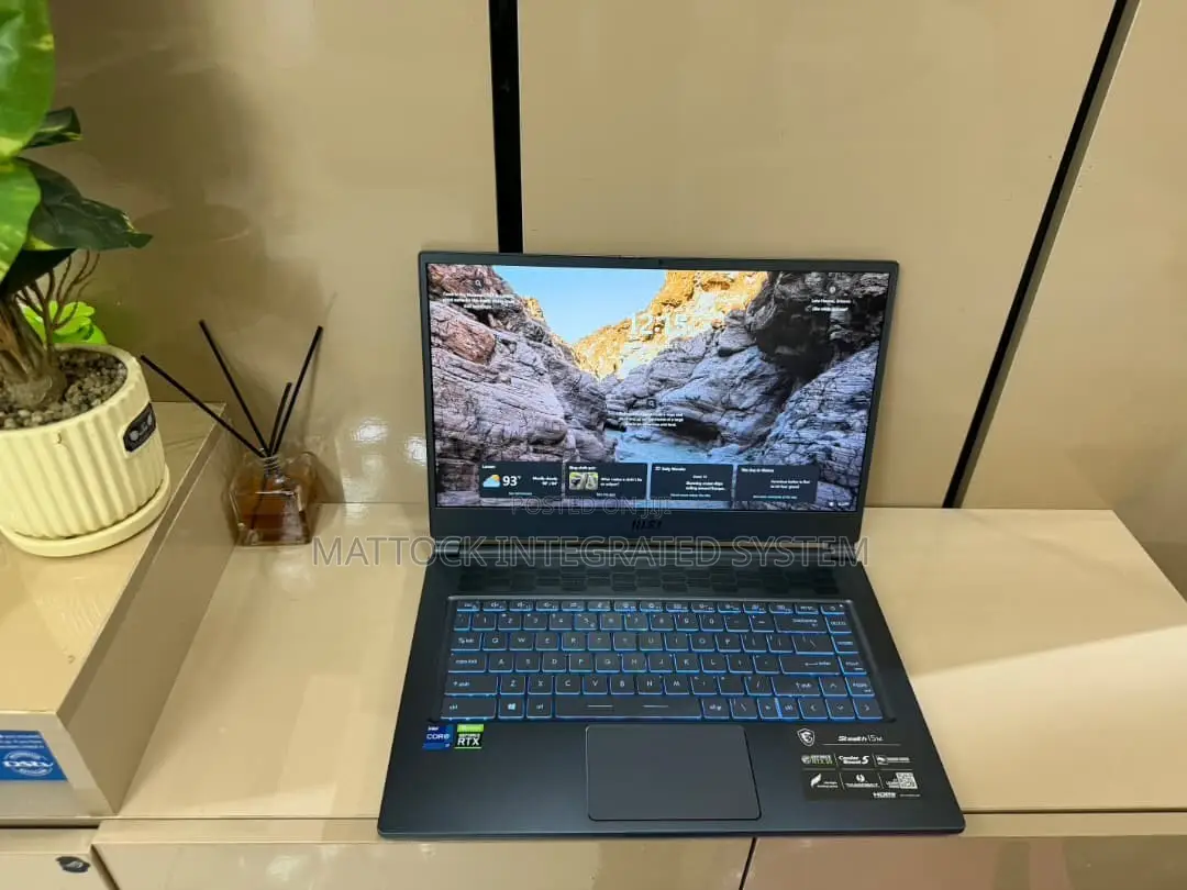 Laptop MSI Stealth GS77 16GB Intel Core i7 SSD 512GB