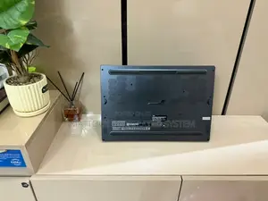 Laptop MSI Stealth GS77 16GB Intel Core i7 SSD 512GB