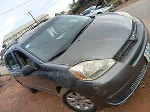 Toyota Sienna CE 2005 Gray