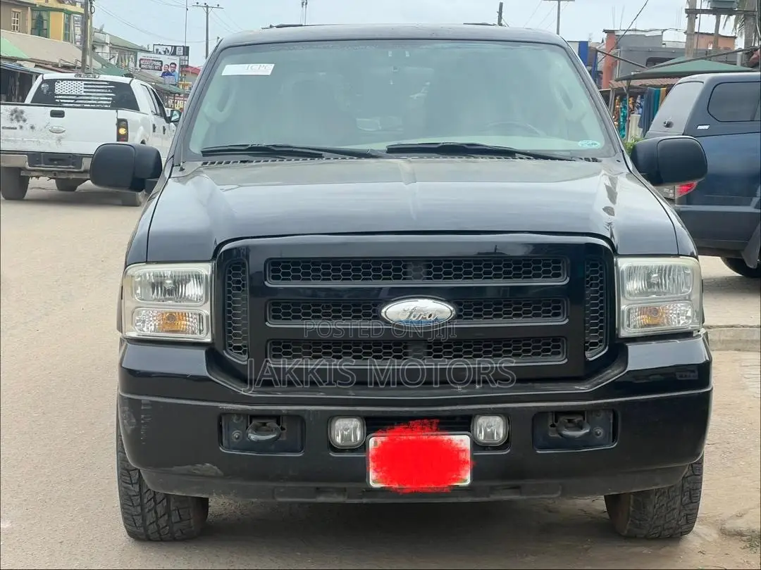 Ford Excursion 2006 Black