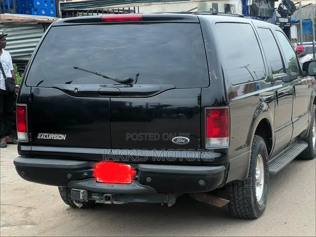 Ford Excursion 2006 Black