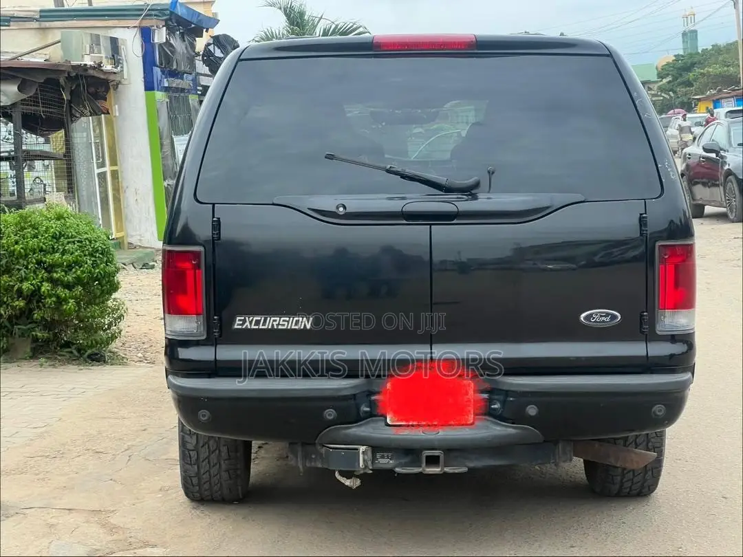Ford Excursion 2006 Black