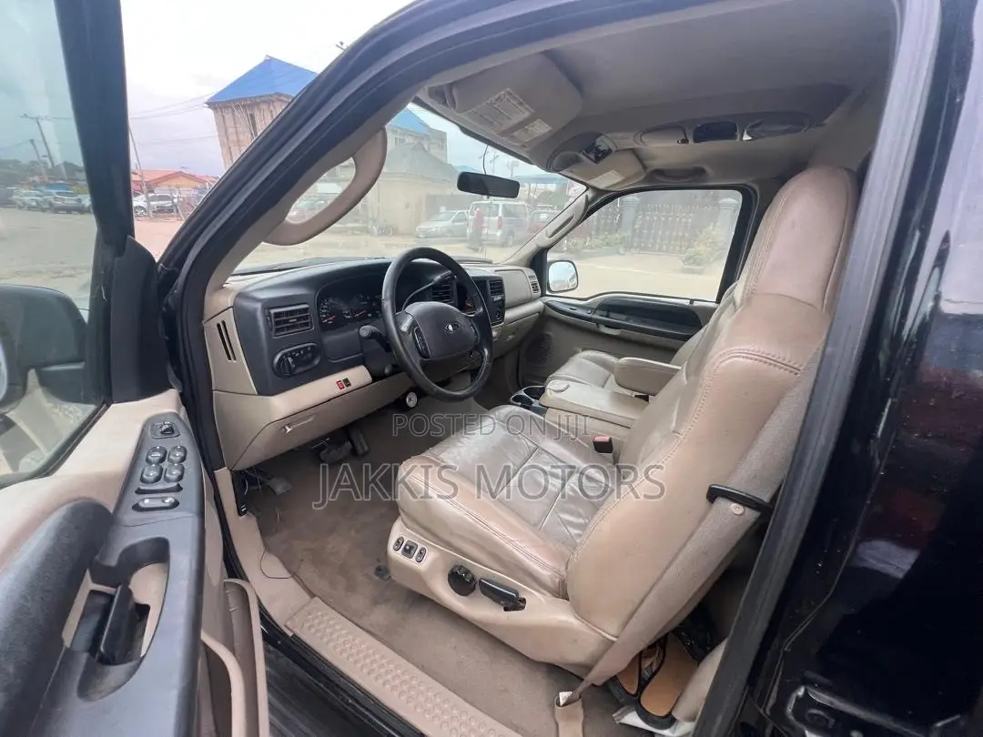 Ford Excursion 2006 Black