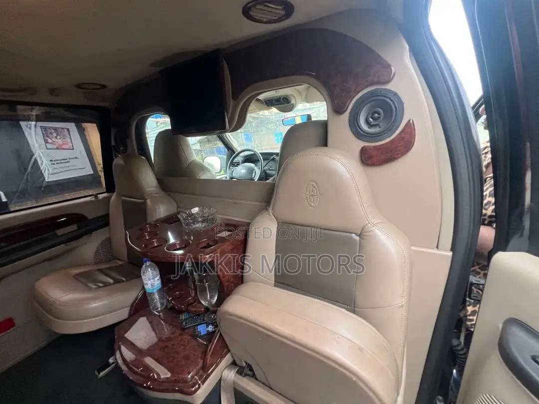 Ford Excursion 2006 Black