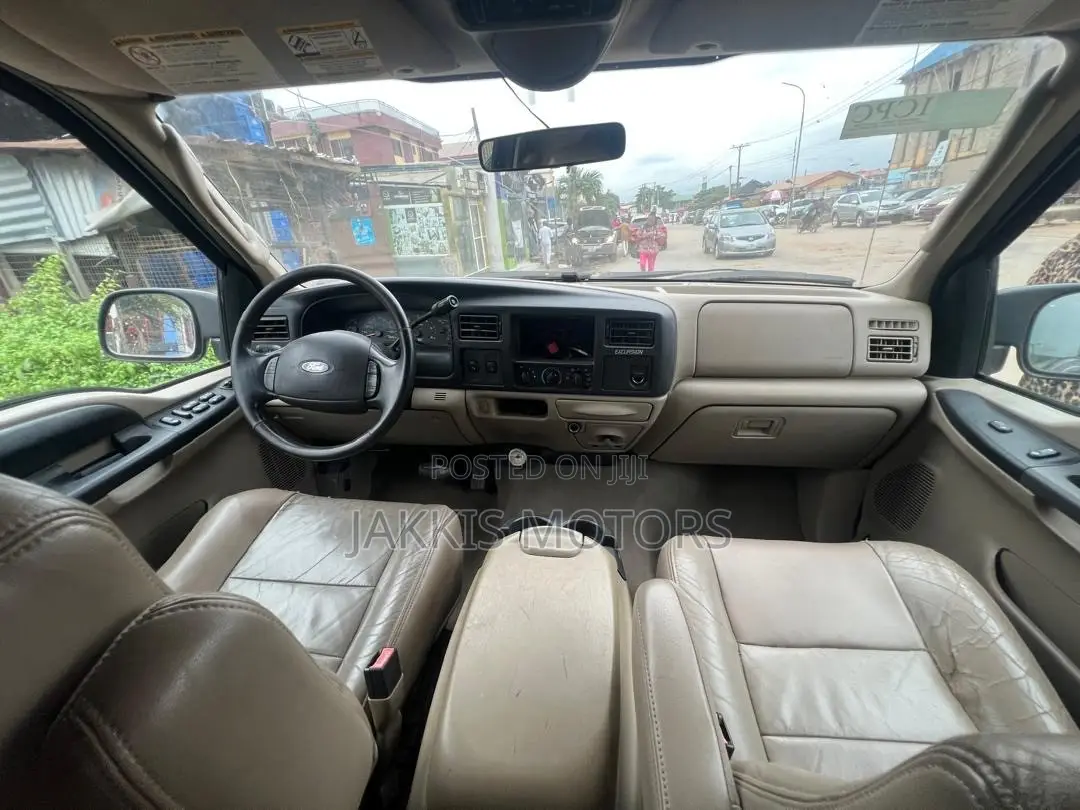 Ford Excursion 2006 Black