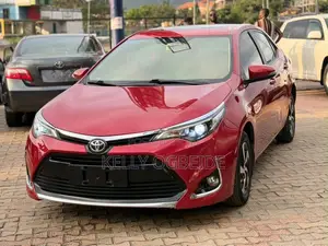 Toyota Corolla 2018 Red