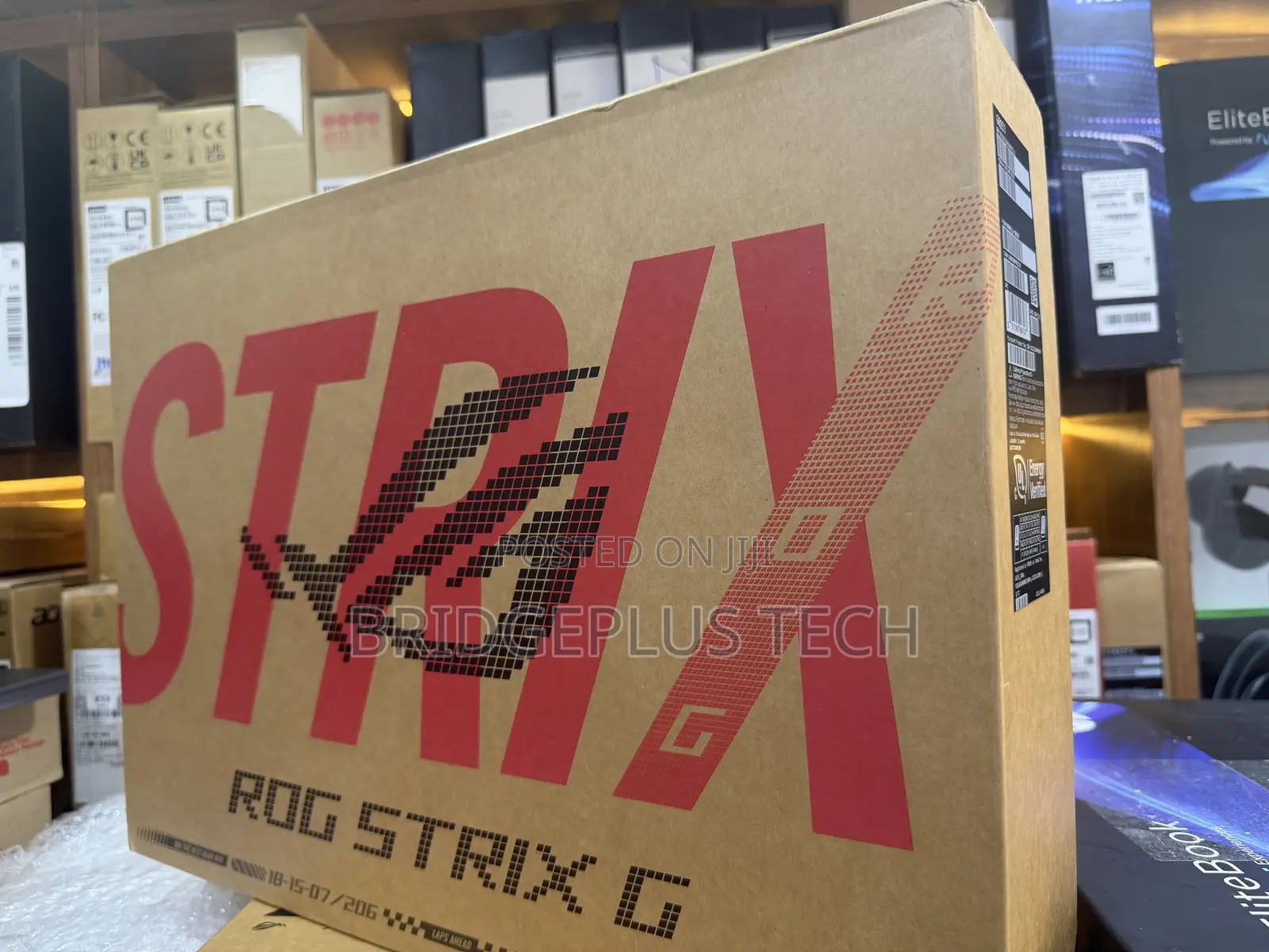 New Laptop Asus ROG Strix G16 16GB Intel Core i7 SSD 1T