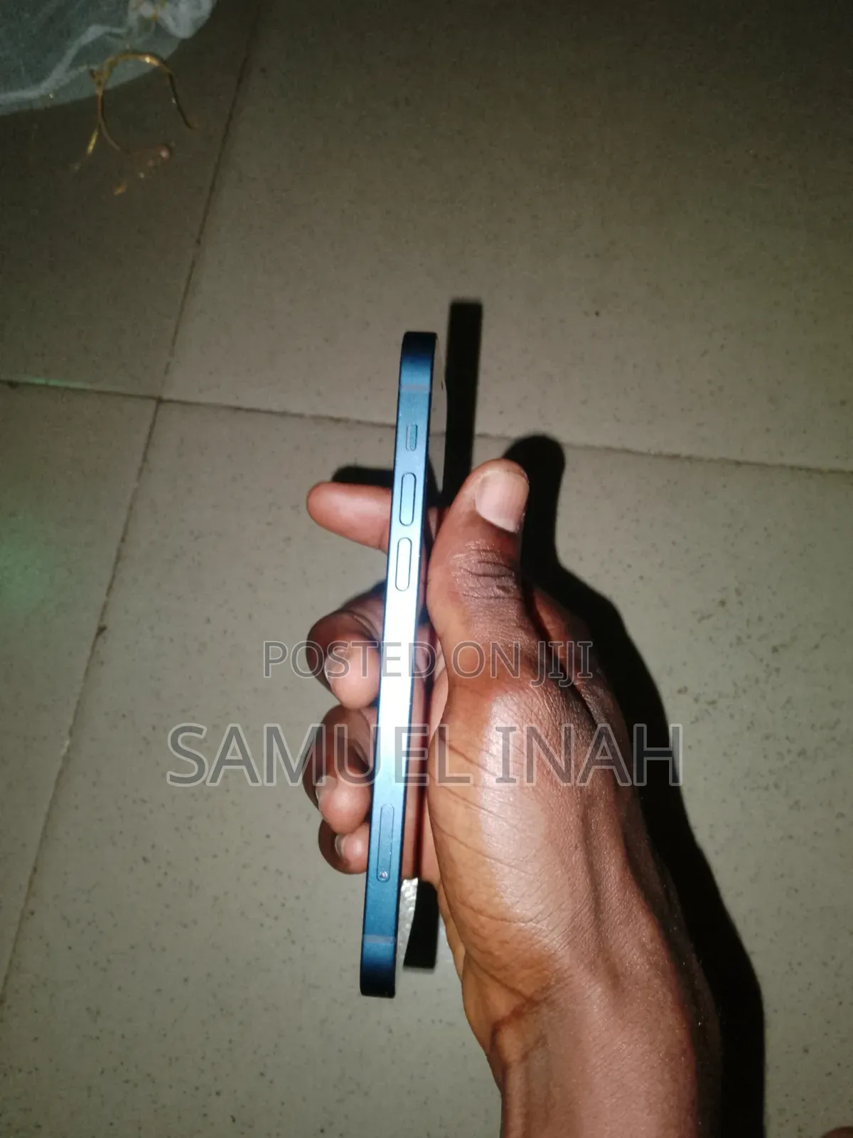 Apple iPhone 12 64 GB Blue