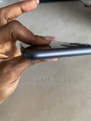 Apple iPhone 11 64 GB Black