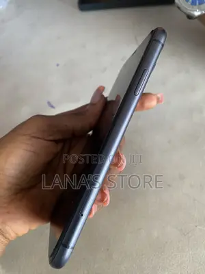 Apple iPhone 11 64 GB Black