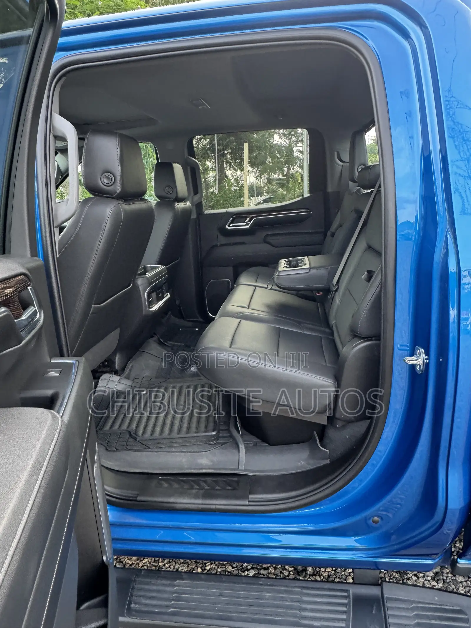 GMC Sierra 2023 Blue