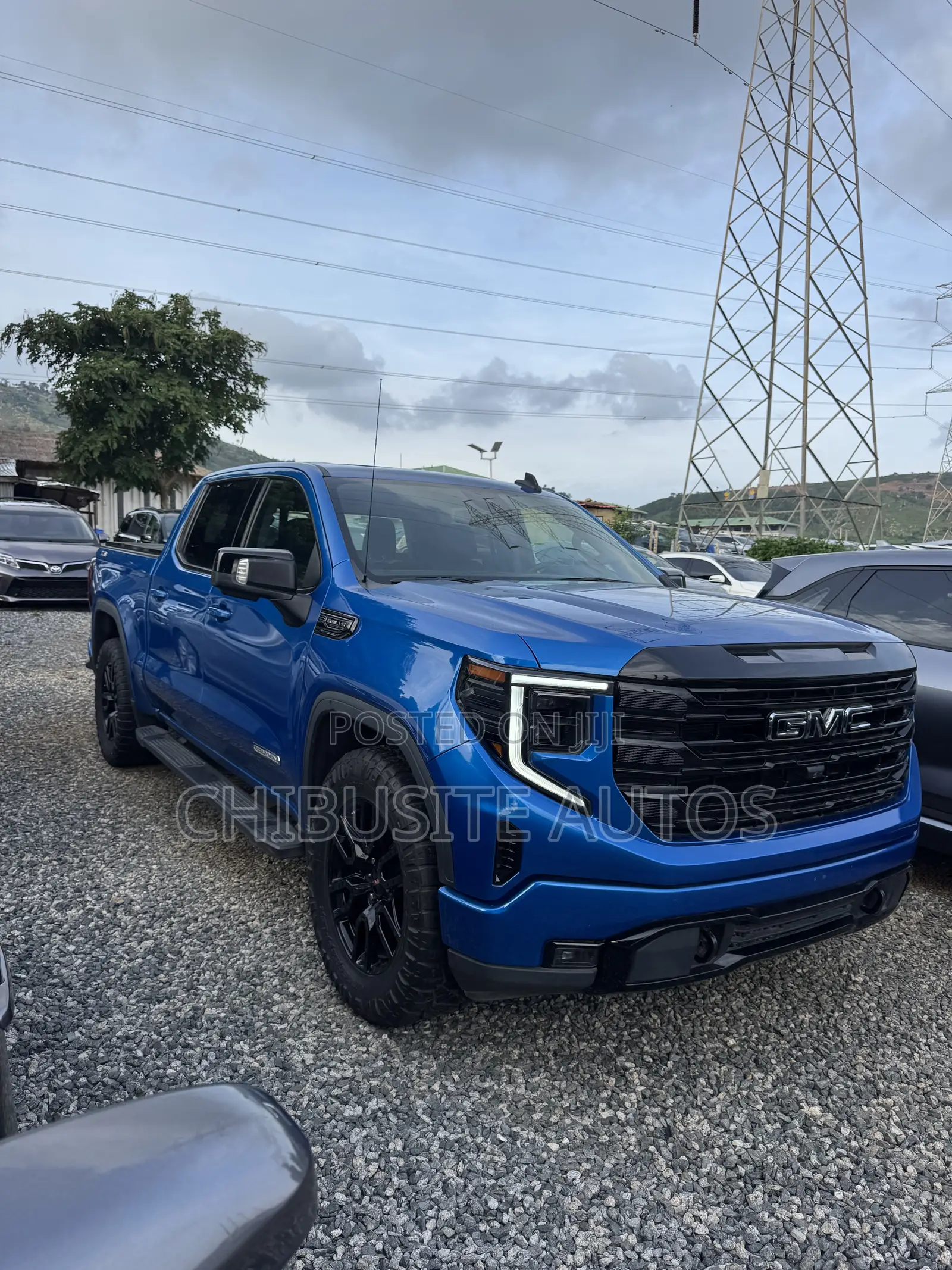 GMC Sierra 2023 Blue