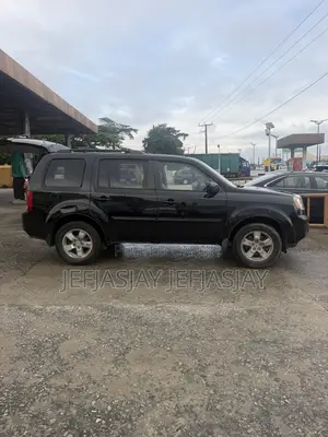 Honda Pilot LX 4dr SUV 4WD (3.5L 6cyl 5A) 2011 Black