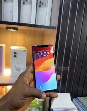 Apple iPhone XS 64 GB Gold