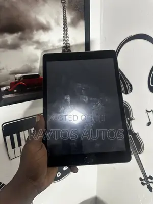 Apple iPad 10.2 (2020) 128 GB Gray