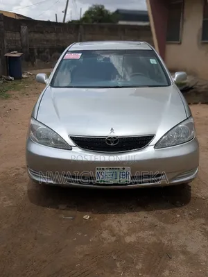 Toyota Camry 2014 Gray