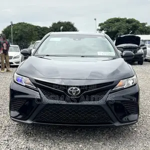 Toyota Camry 2018 Black