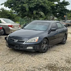 Honda Accord 2005 Gray