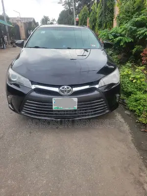 Toyota Camry XLE 4dr Sedan (3.5L 6cyl 6A) 2015 Black