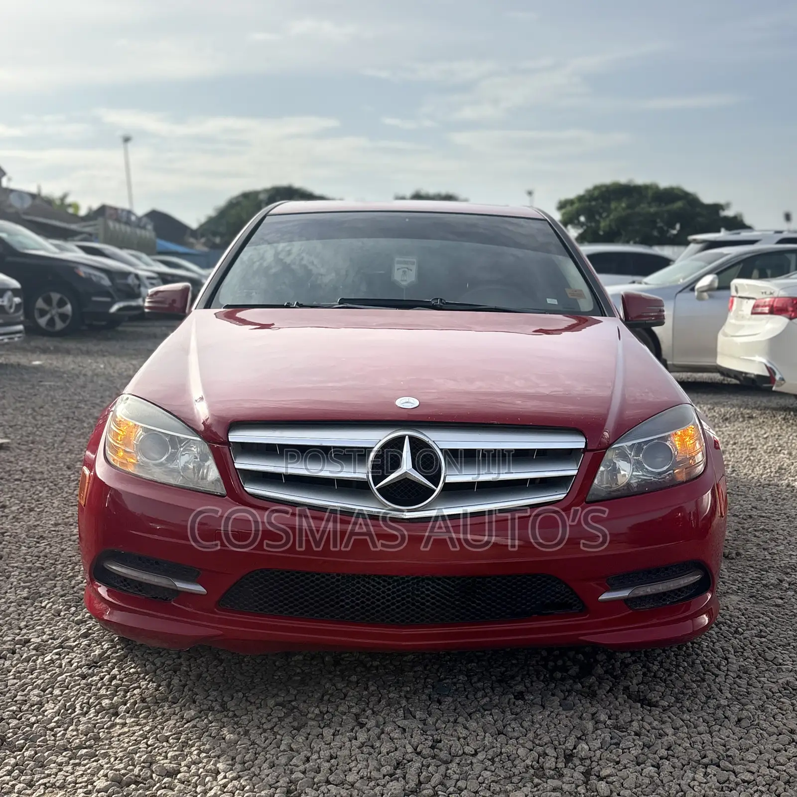 Mercedes-Benz C300 2011 Red
